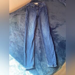 Mudd Women's Skinny Jeans in Deep Blue